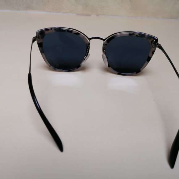 Prada PR20US Hu7219 Sunglass - Picture 2 of 5